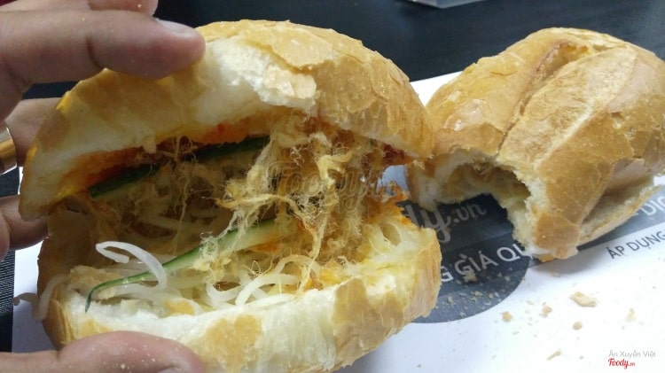 Bánh mì gà Đà Nẵng tiệm Tiến Thành