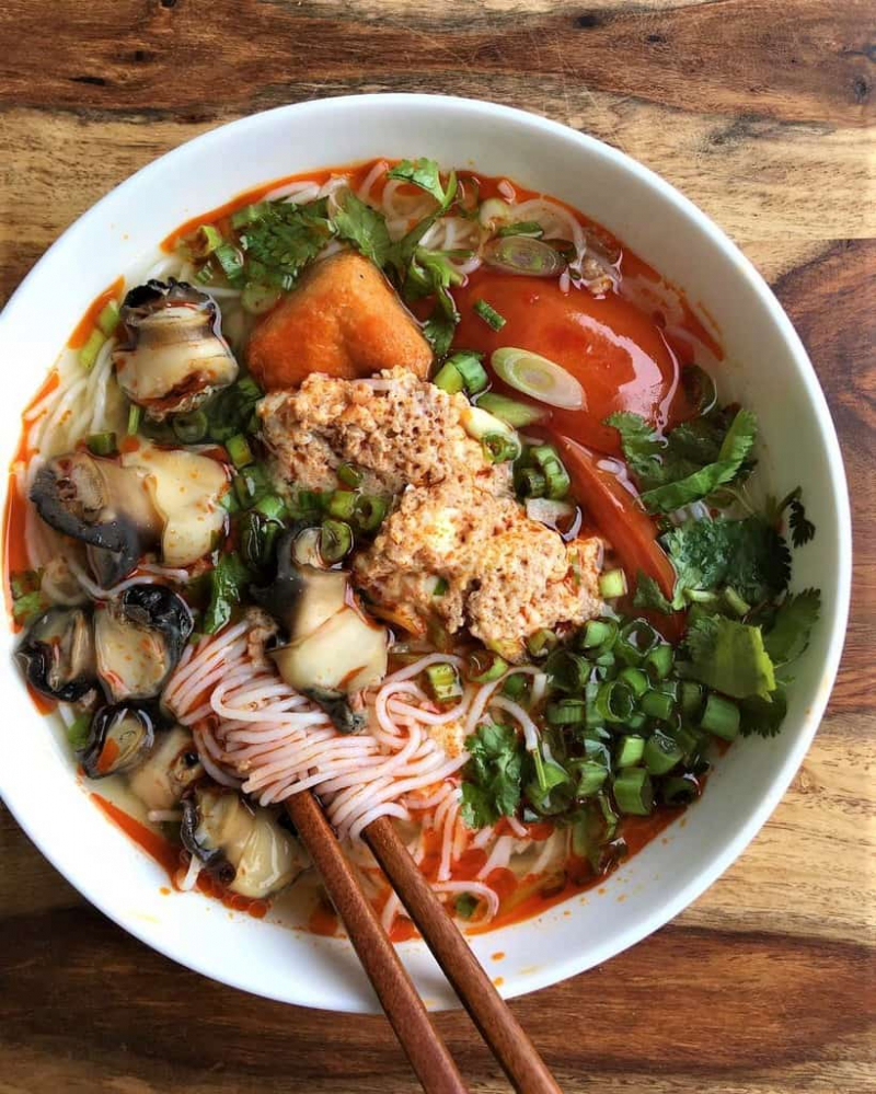 Bún riêu Đà Nẵng tại quán Hùng Thu