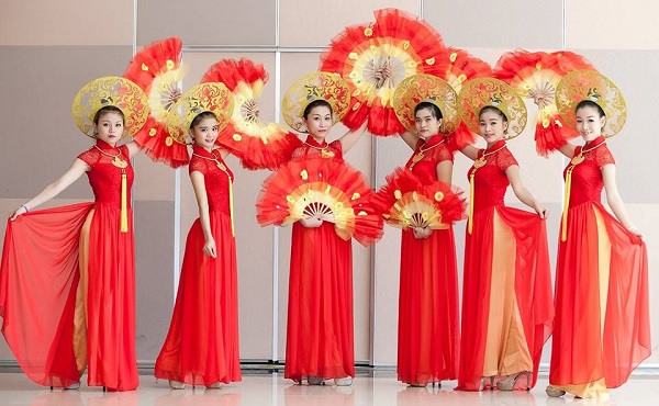 Top 7 cửa hàng cho thuê trang phục biểu diễn Đà Nẵng giá rẻ