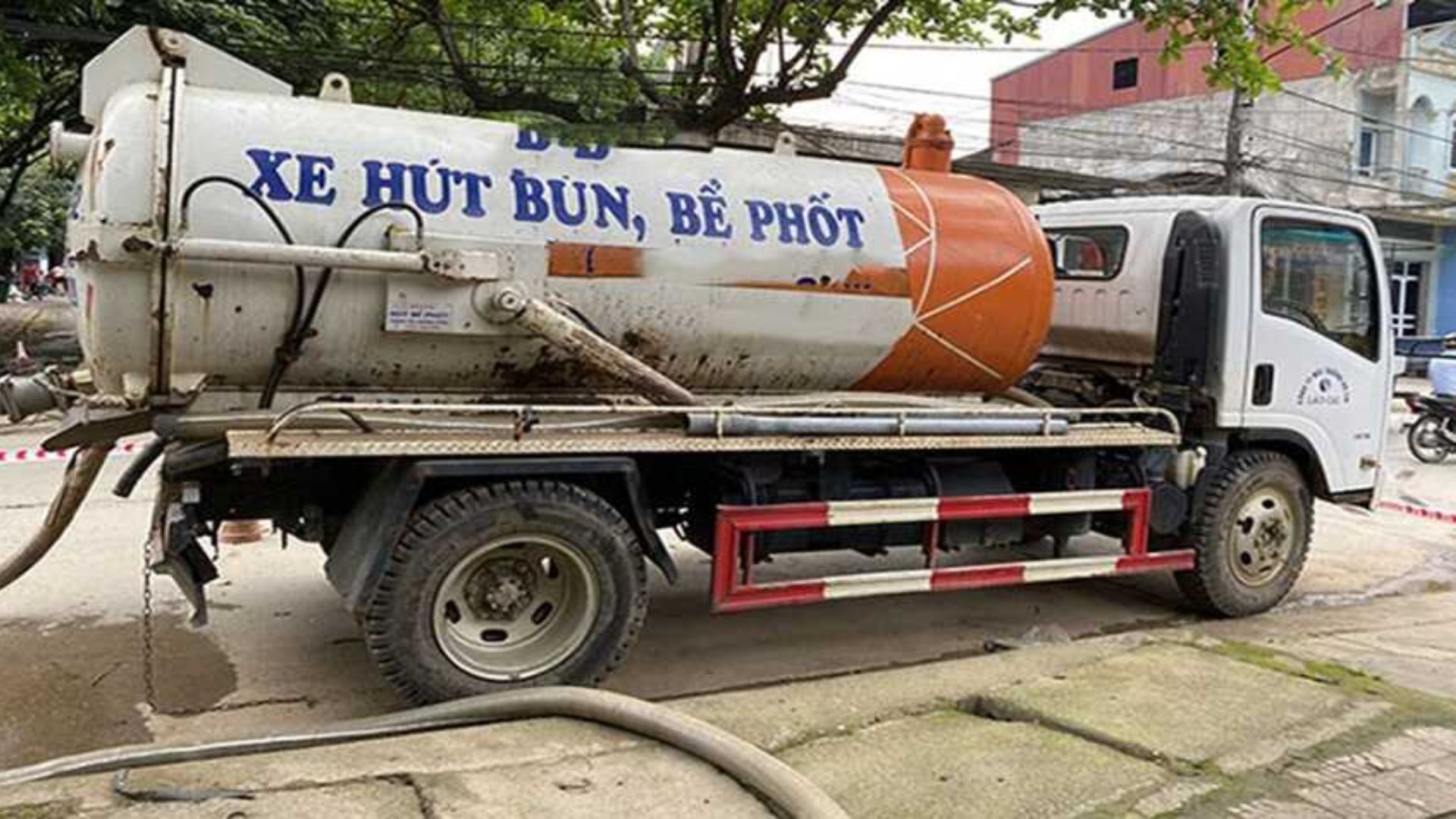 Dịch vụ 24h - Cung cấp dịch vụ hút hầm cầu Đà Nẵng giá rẻ, nhanh chóng