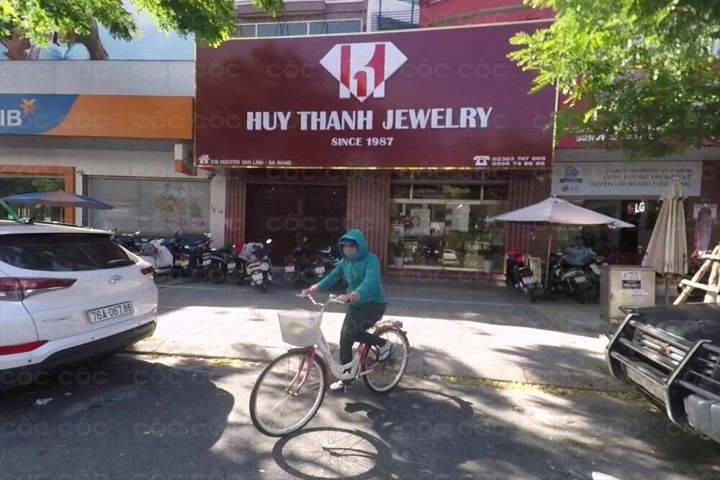 Cửa hàng vàng bạc đá quý Huy Thanh
