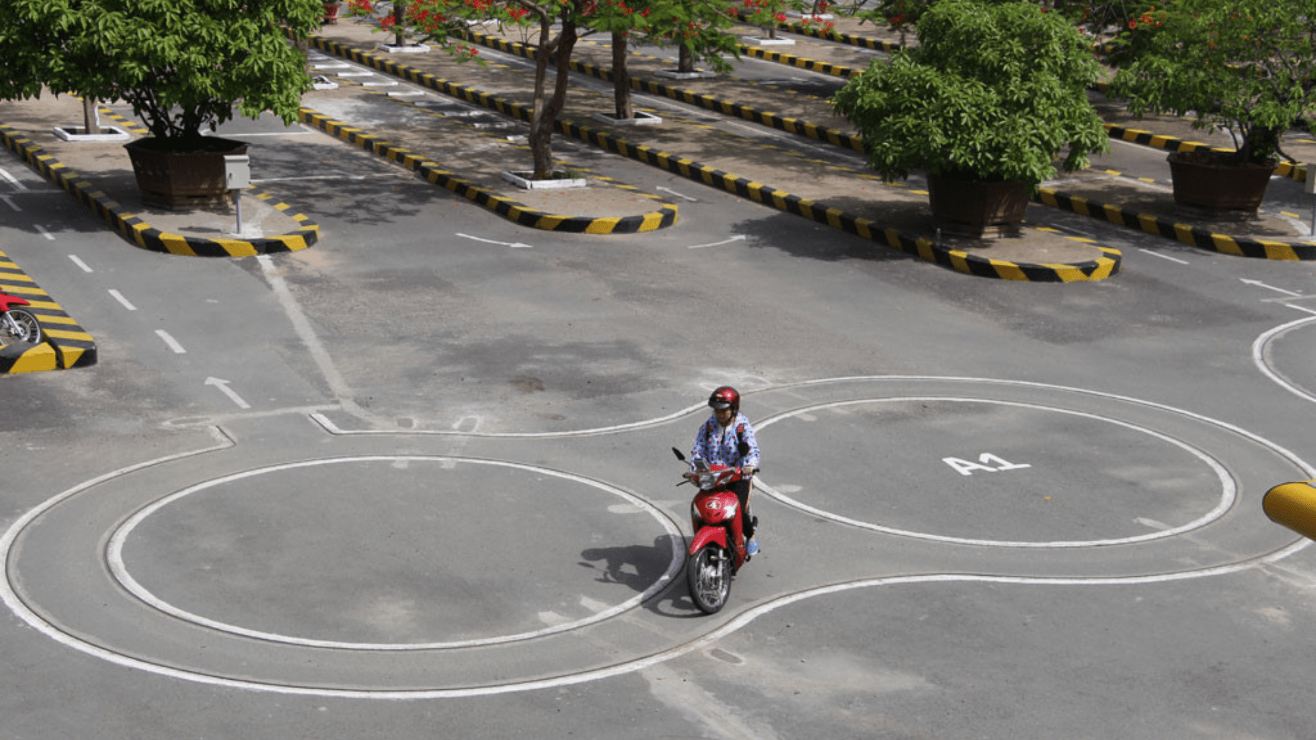 Đào Tạo Oto - Moto Quận Liên Chiểu - Học lái xe Đà Nẵng hiệu quả