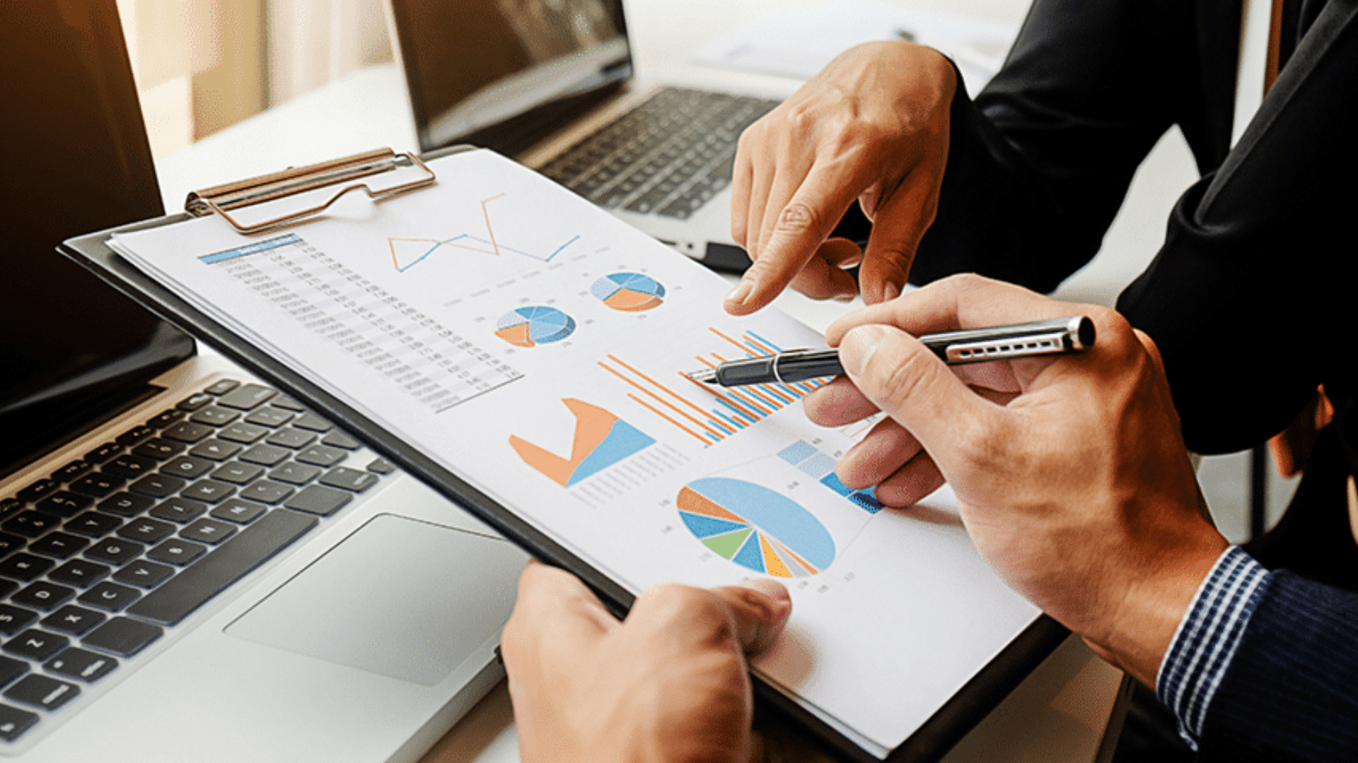 Kế Toán Việt TAX - Dịch vụ kế toán trọn gói hàng đầu tại Đà Nẵng 