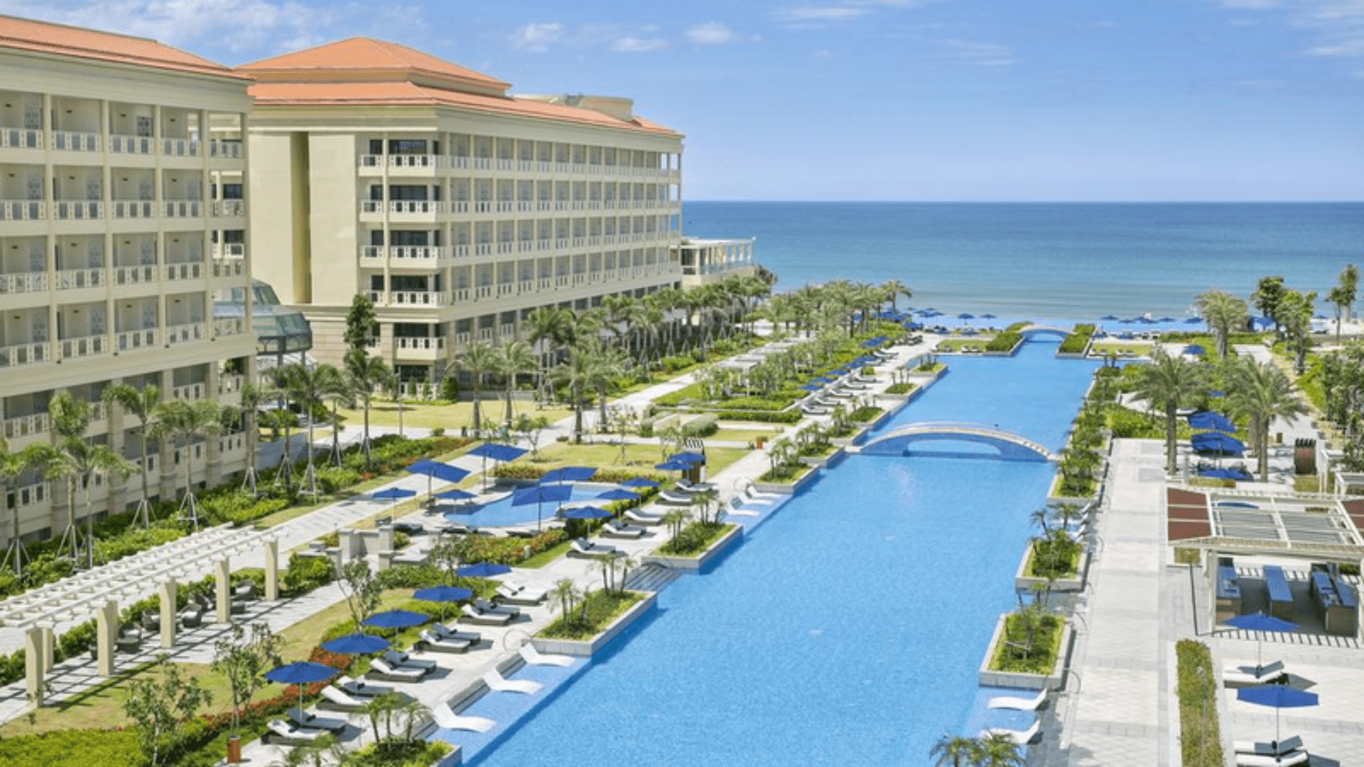 Risemount Premier Resort Da Nang - Khách sạn 5 sao Đà Nẵng view đẹp