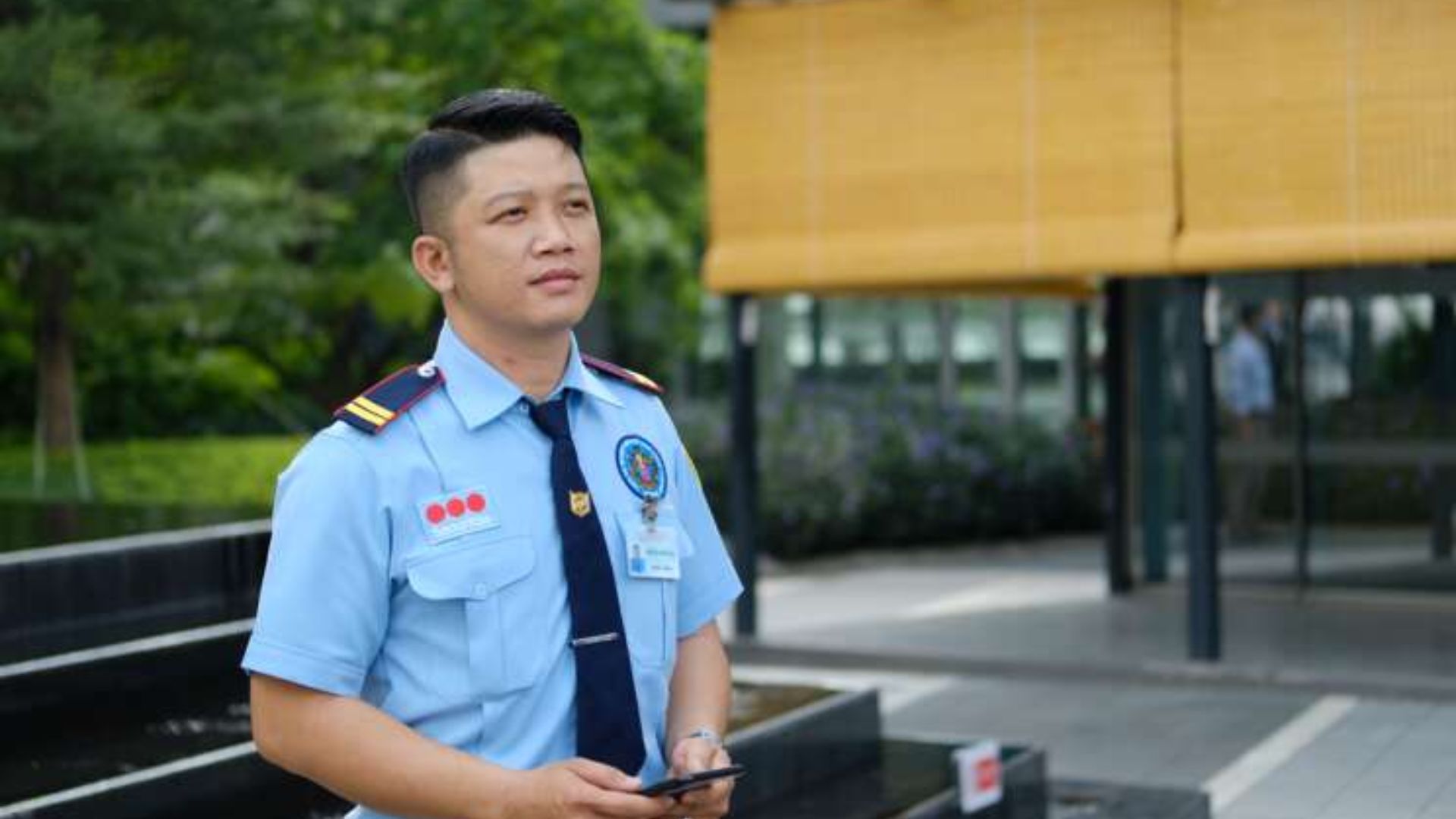 Công ty bảo vệ Nhi Hoàng
