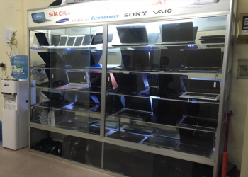 Bên trong cửa hàng laptop Huy Nghĩa Đà Nẵng