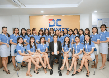 Đội ngũ chuyên viên tư vấn tại Đầu Xuân Đức