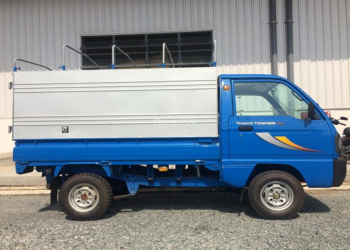 Đội xe tải vận chuyển của công ty Đường Việt