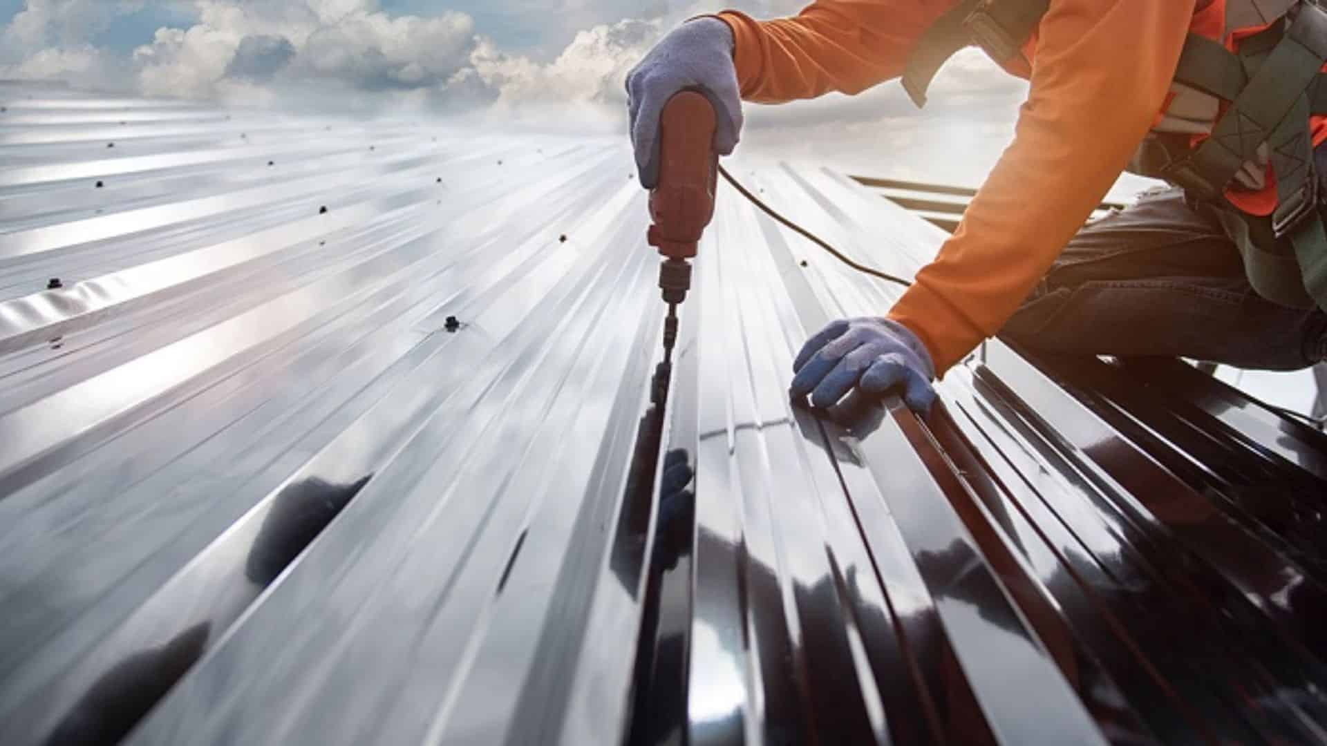 Đơn vị cơ khí Phương - Thi công mái tôn an toàn tại Đà Nẵng